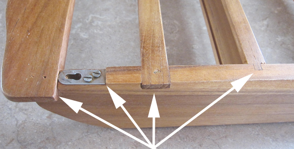 McCormick wooden spice rack details